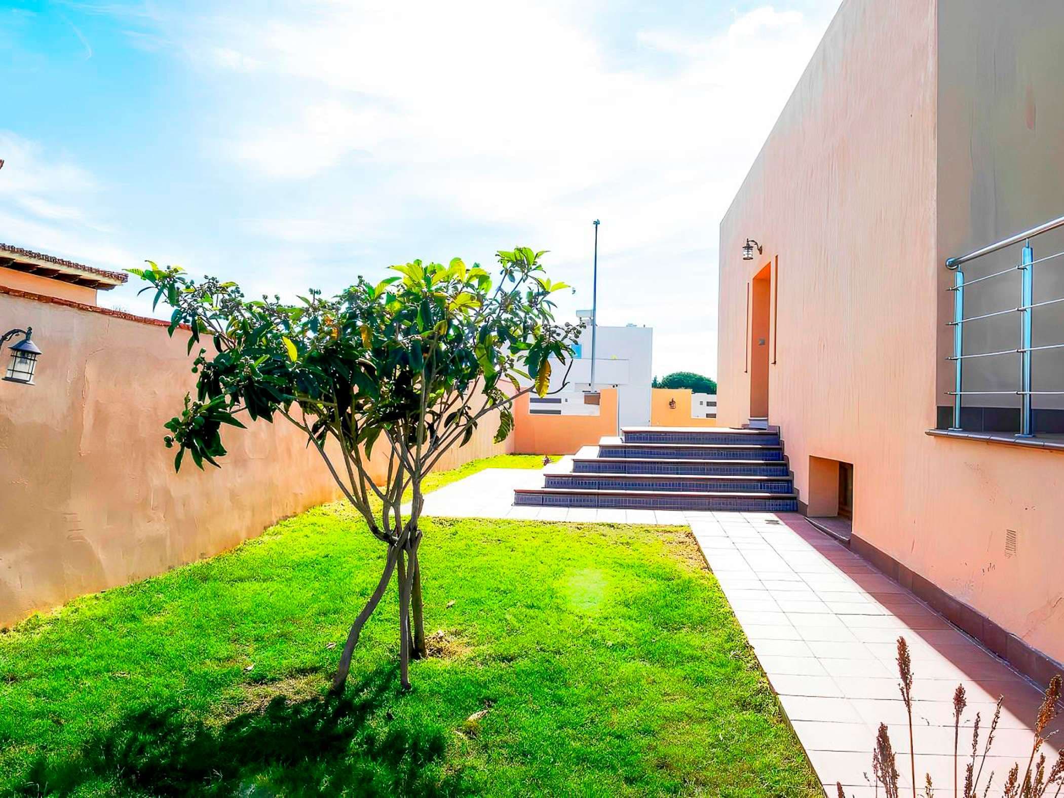 Chalet Piscina Privada Vistas a Campo de Golf - image 2